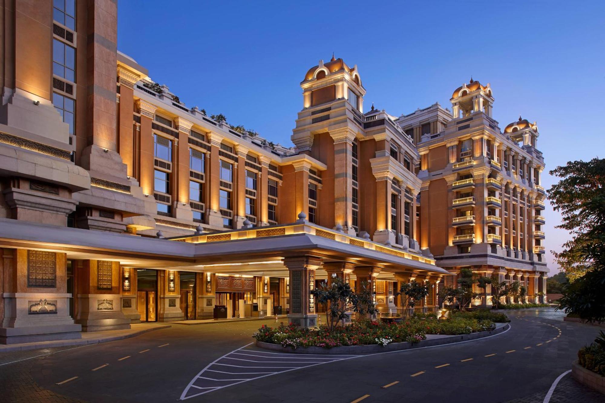 Itc Grand Chola, A Luxury Collection Hotel, צ'נאי מראה חיצוני תמונה The St. Regis Mumbai