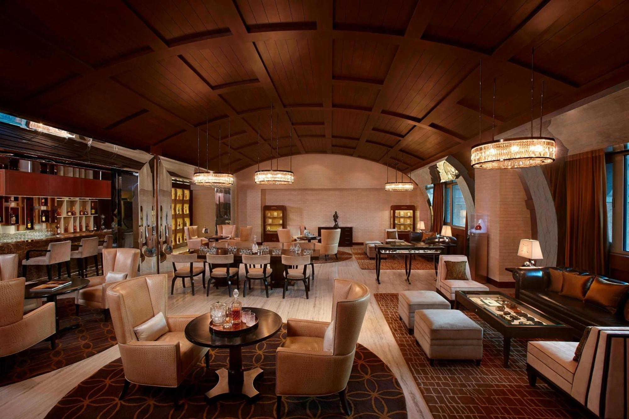 Itc Grand Chola, A Luxury Collection Hotel, צ'נאי מראה חיצוני תמונה The Lounge at the Four Seasons Hotel, Mumbai