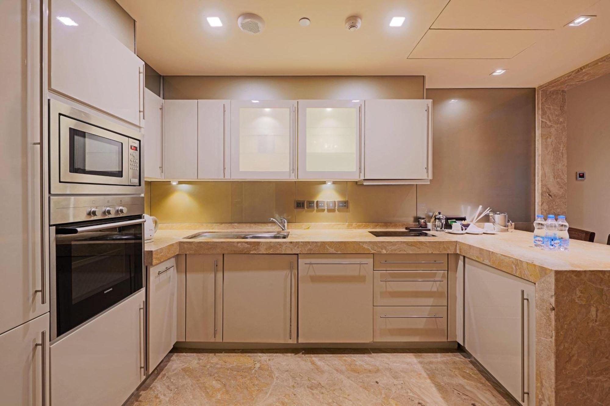 Itc Grand Chola, A Luxury Collection Hotel, צ'נאי מראה חיצוני תמונה A modern kitchen